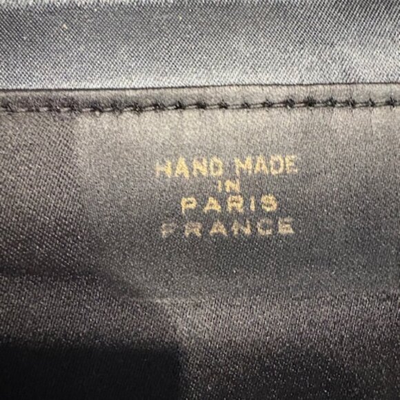 Vintage Chunn Paris Handmade in France Black Silk with Floral Embroidery Clutch - Picture 6 of 9